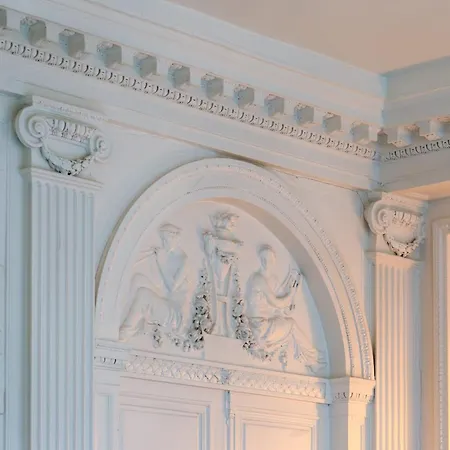 Le Jeanne D'arc Magnifique F3 De Style Haussmannien ! Appartement *